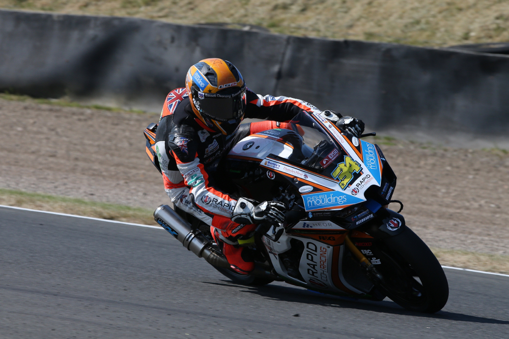 SUPERBIKES - Liam Delves suffers nightmare weekend at Knockhill - The  Solihull Observer